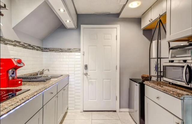 Brooklyn Spacious Space With Private Entrance, Bathroom, & Backyard - Full-Kitchen New York Extérieur photo